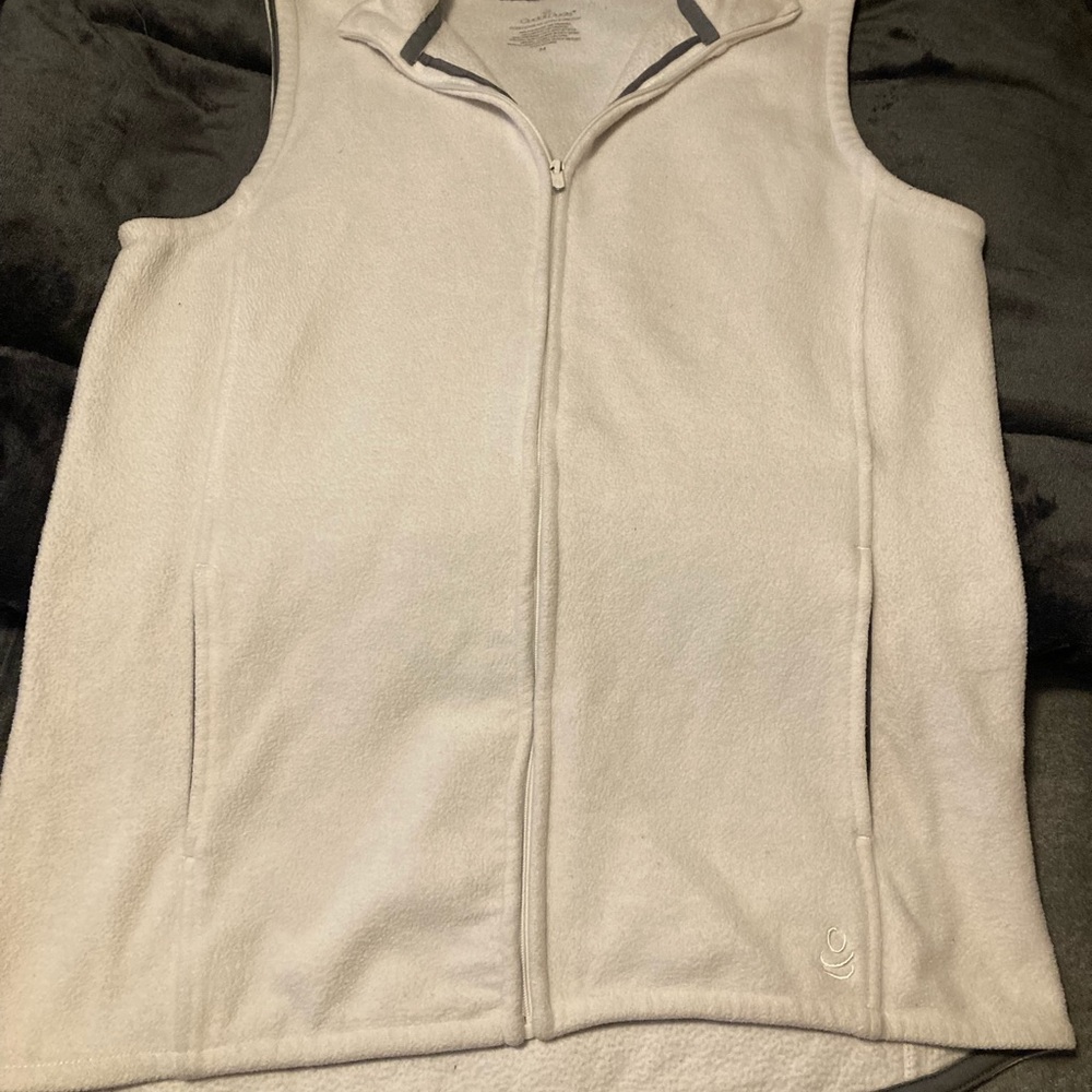 Cuddl Duds vest size Medium. Woman’s